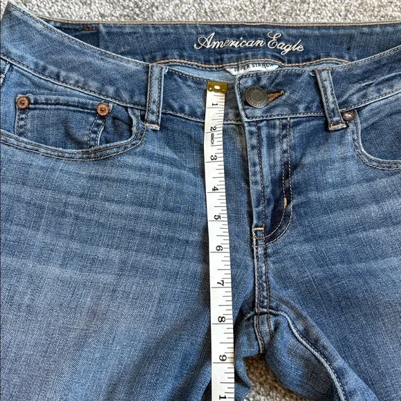 American Eagle Outfitters Blue Flare Jeans - Picture 5 of 6